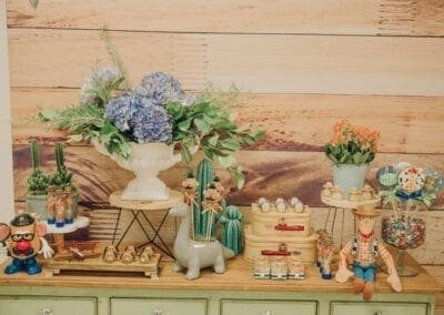 Flores decorativas para festa de aniversário