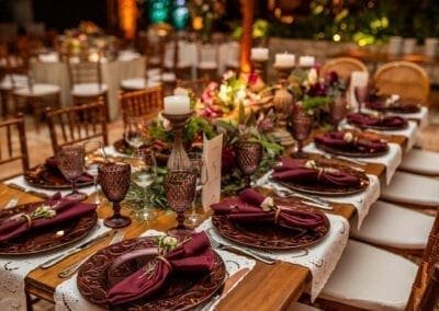 Decoração da mesa da família tom marsala